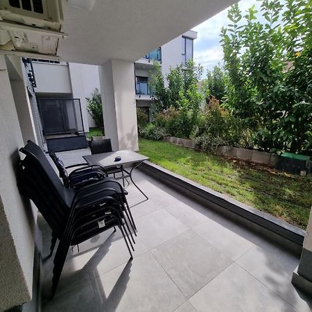 Apartament Superb In Regim Hotelier- Arad Plaza Extérieur photo