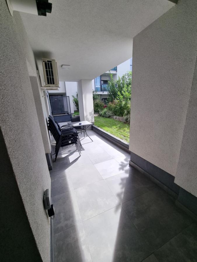 Apartament Superb In Regim Hotelier- Arad Plaza Extérieur photo