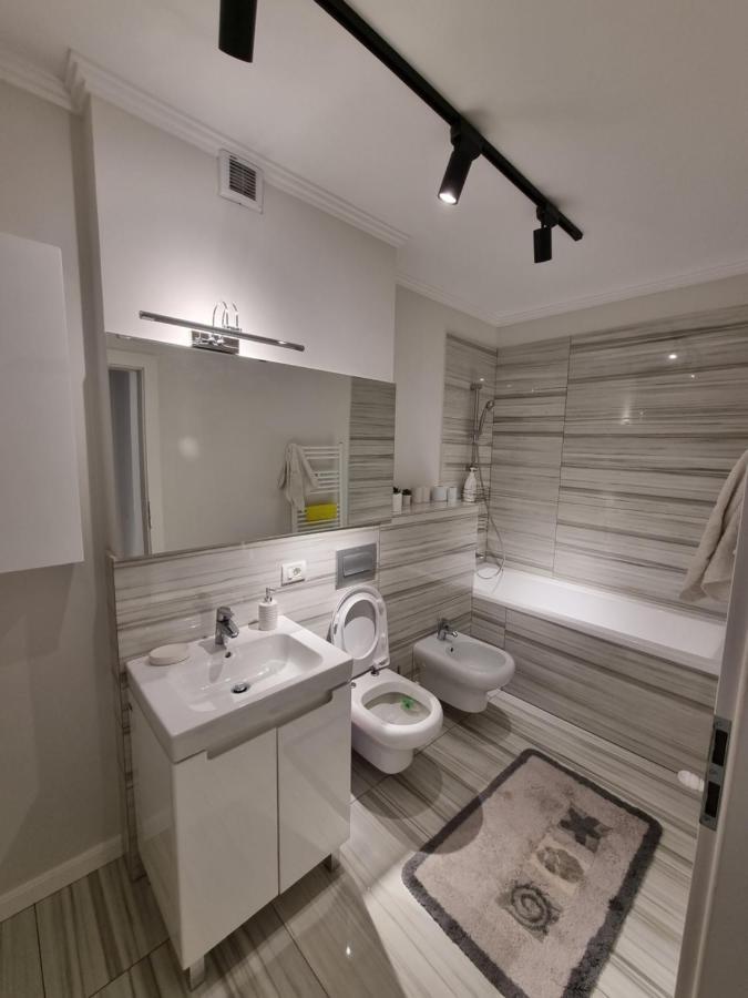 Apartament Superb In Regim Hotelier- Arad Plaza Extérieur photo