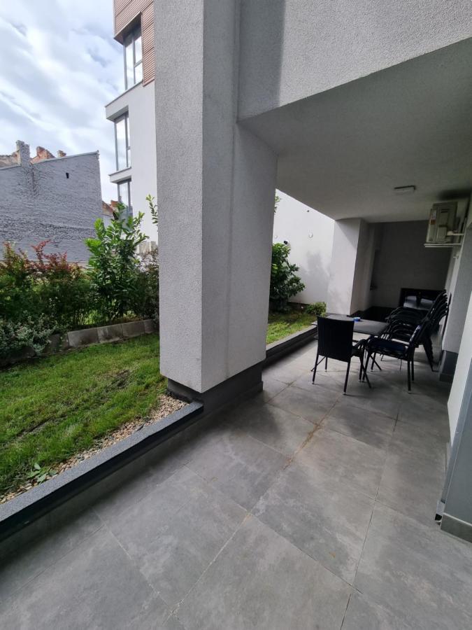 Apartament Superb In Regim Hotelier- Arad Plaza Extérieur photo